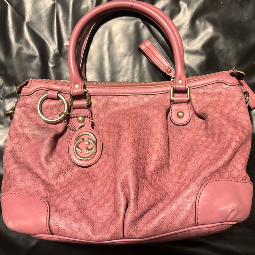 Gucci Pink Embossed Shoulder Bag